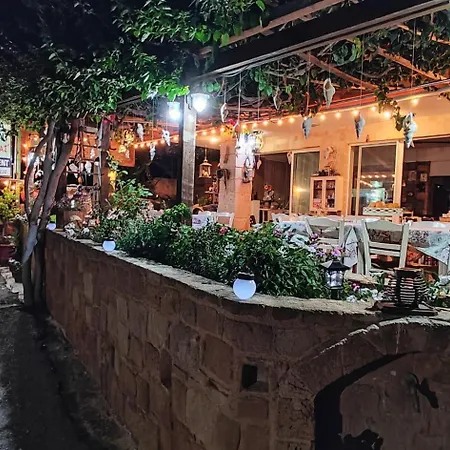 Georgakas Hotel Sfinarion